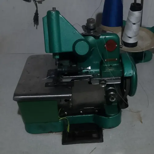 Máquina Overloque Industrial Nisin 3 Fios (Completa: Mesa + Motor)