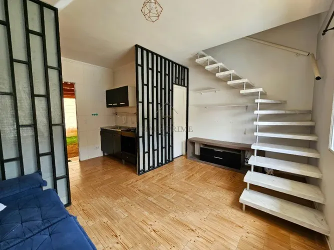 Casa para alugar em Cotia, Chácara Rincão, com 2 quartos, com 49 m², Residencial Atenas