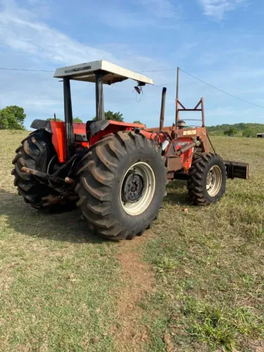 Trator MF 299