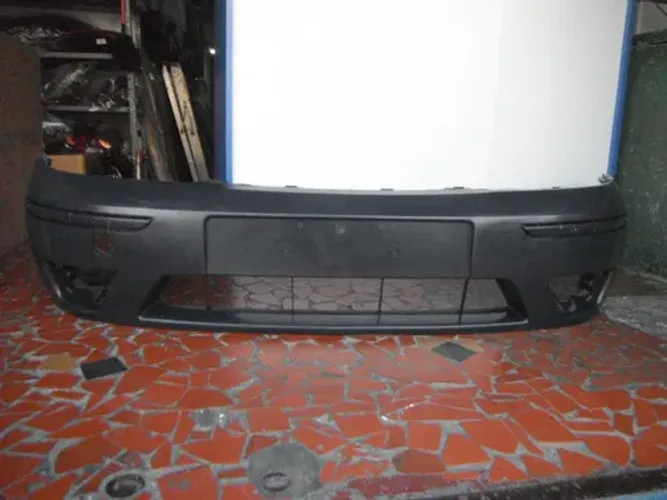 Para-choque Dianteiro Ford Focus 2006 2007 2008 6032303 Preto
