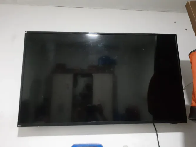 Vendo tv pra retirada de peça philco 40 polegadas