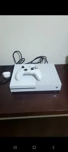 X BOX ONE S 1 T OTIMO ESTADO