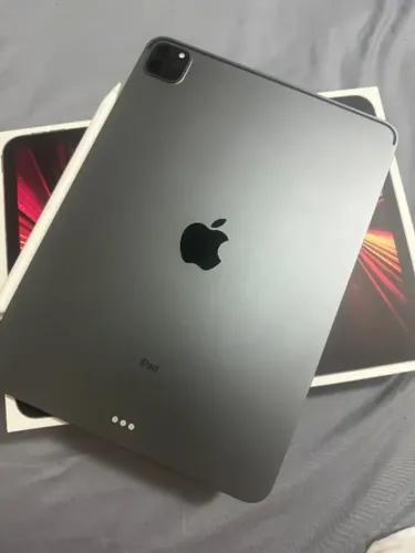 iPad Pro (11pol) 3 geração 128GB + Pencil 2 + teclado Goojodoq