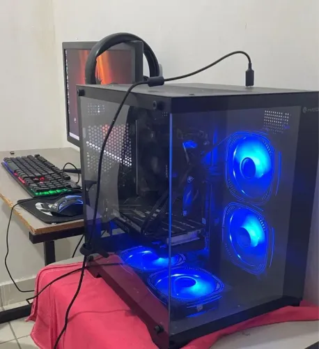 PC GAMER