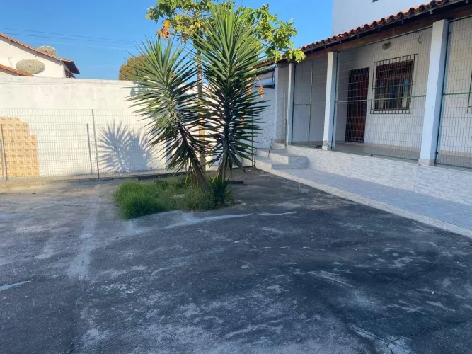 Casa de 1 Quarto com Quintal Amplo no Centro - Araruama/RJ