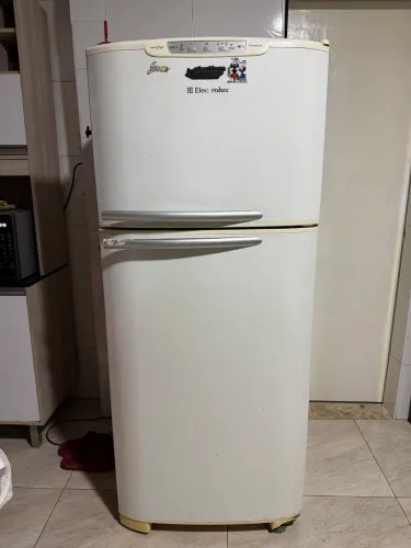 Geladeira Electrolux FrostFree