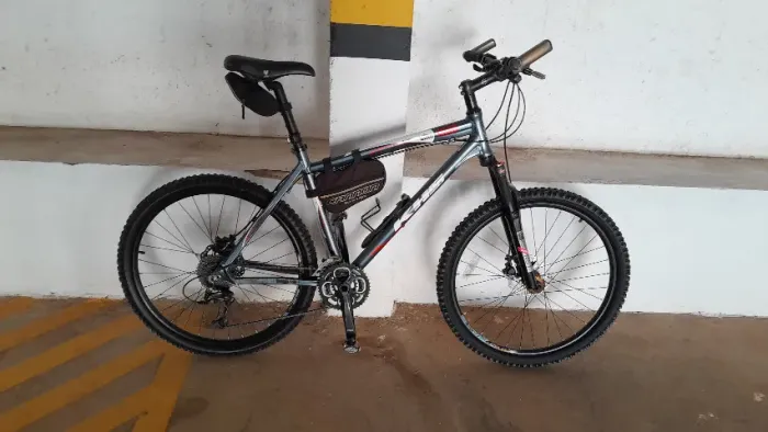 Bicicleta KHS ALITE 1000