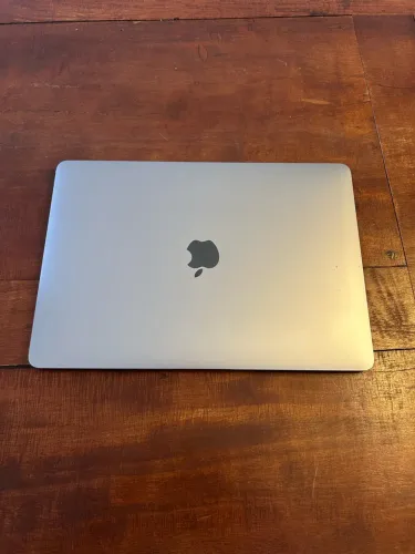 MacBook M1