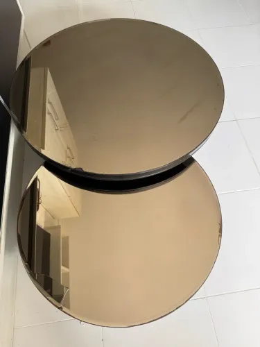 Vendo Mesa de Vidro com 100cm de Largura e 35cm de Altura