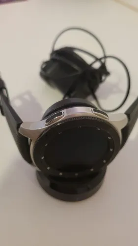Relógio Samsung Galaxy Watch - Modelo Esportivo em Excelente Estado
