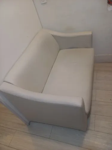 SOFÁ DE COURINO
