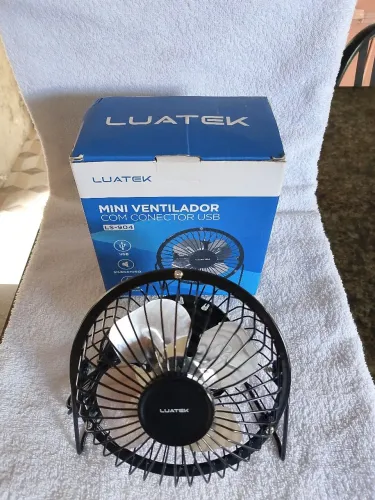 Mini ventilador com conector USB