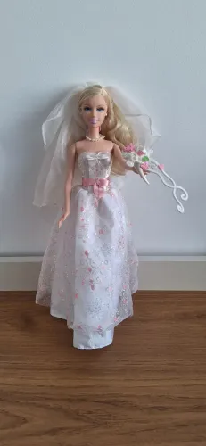 Barbie Noiva Mattel 2012