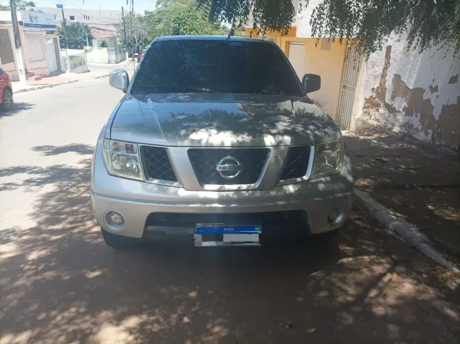Nissan Frontier XE CD 4X2 2.5 TB Diesel 2010