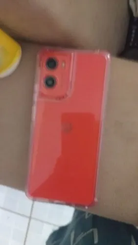 Um Motorola novo 06 com carregador capinha e caixa