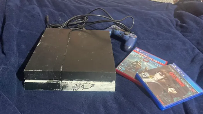 Play station 4 fat