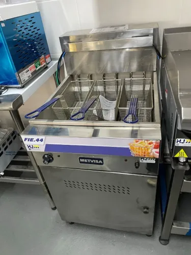 MB FRITADEIRA ELETRICA FIE 44 - METVISA
