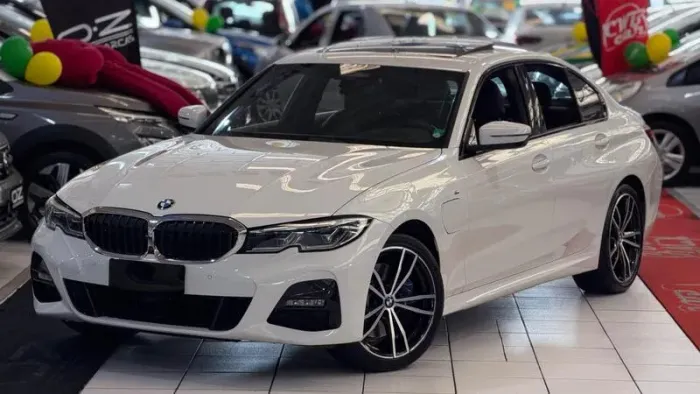 BMW 330E M Sport 2.0 Turbo Híbrido AU 2020