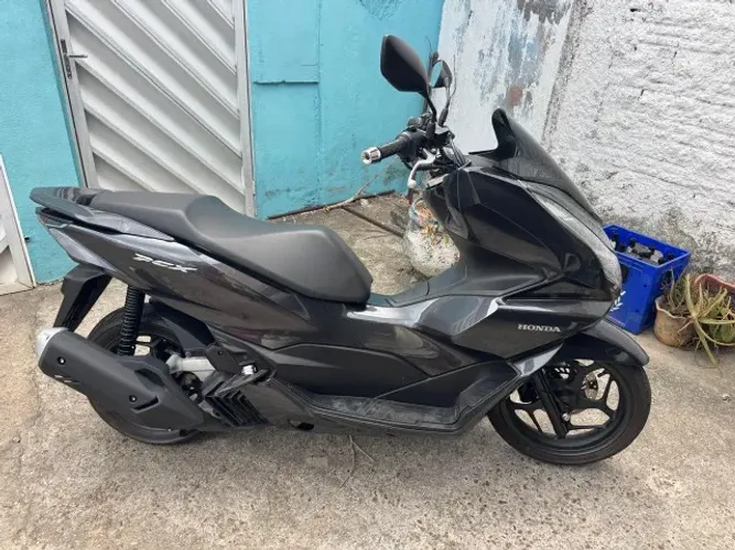 Honda PCX 160 2023 - Apenas 4.900 km