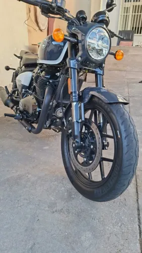 Royal Enfield Shotgun 650