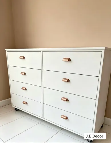 Cômodas em mdf 8 gavetas e rodinhas 