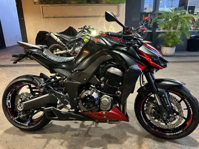 KAWASAKI Z1000 ABS 2015 - BRUTA, IMPECÁVEL