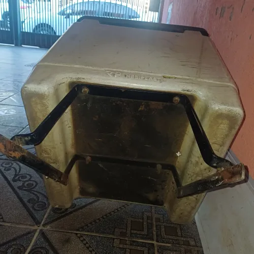 Bau prá moto com suporte fan ou titan 2016 a 2026 