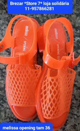 Sapatos variados a partir de $13,00 vários modelos e tamanhos ....... há mais modelos e t