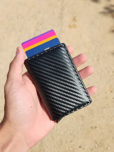 Carteira Anticlonagem de Cartões | Design Premium