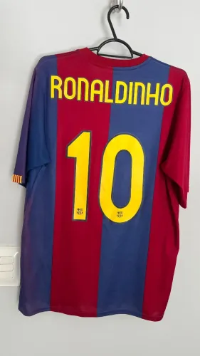 Camisa Barcelona 2005/06 Ronaldinho 10 - Original Nike (Relíquia)