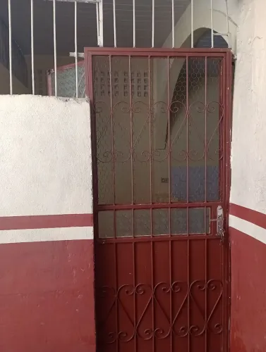 Apartamento amplo, bem localizado
