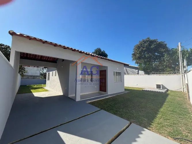 Casa para Venda em Saquarema, Condado (Bacaxá), 2 dormitórios, 1 suíte, 2 banheiros, 3 vag