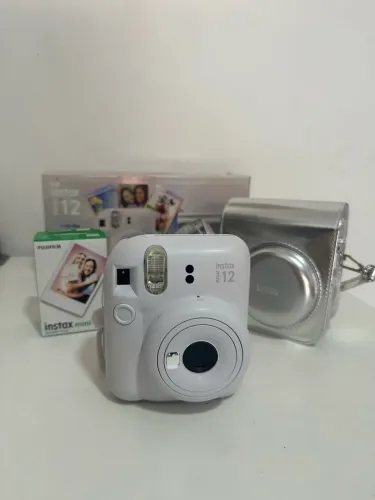 Câmera Polaroide Instax Mini 12