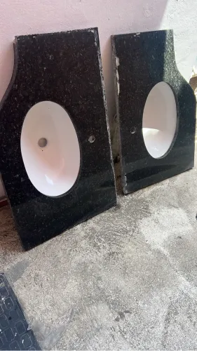 2 PIAS BANCADA GRANITO 
