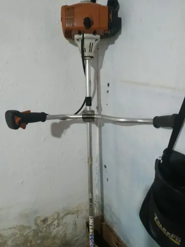 Roçadeira sthill FS120