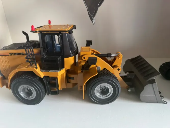Miniatura trator pá carregadeira