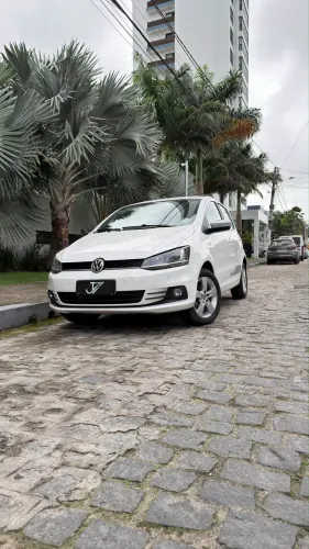 Volkswagen Fox Rock IN RIO 1.6 MI Total Flex 8V 5P 2016