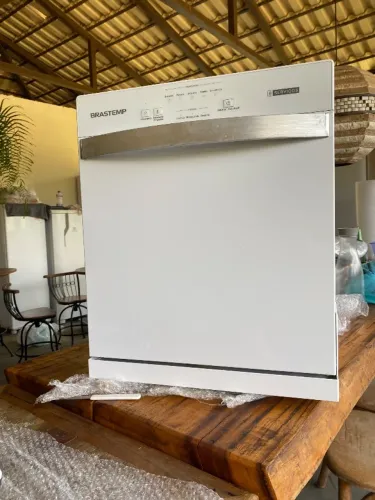 Lava Louça semi nova e excelente condições de uso! 