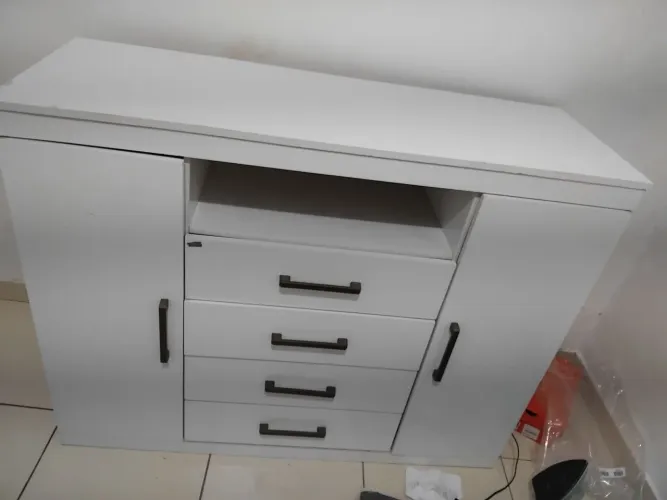 Cômoda muito boa 180 reais