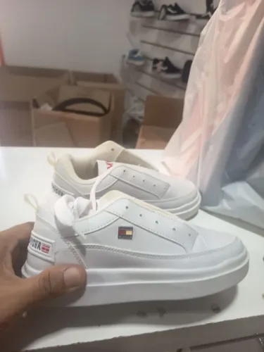 Tênis Tommy novo 33,34,35