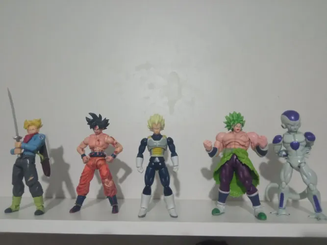 Bonecos Dragon ball 