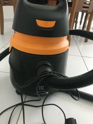 ASPIRADOR DE PÓ ELECTROLUX