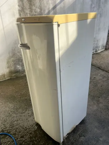 Geladeira Electrolux Simples 