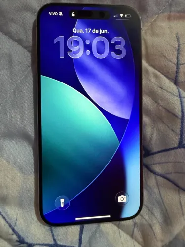 iPhone 15 pro 256 gigas sem detalhes