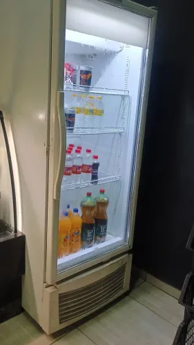 Freezer Fricon em excelente estado, só estou vendendo pq vou abrir uma loja de 20.