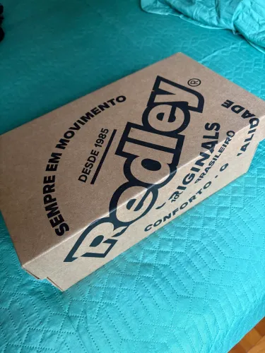 Tênis clássico Redley