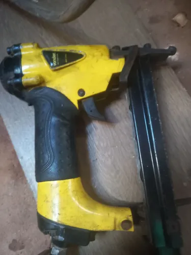 Grampeador Pneumático Vonder GPV 616