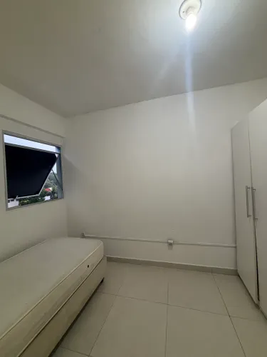 Aluguel de quarto no aeroclube p/ meninas