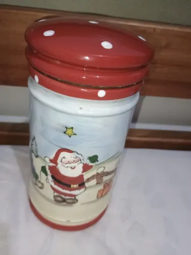 Vendo Pote cerâmica ,ideal para natal e enfeitar