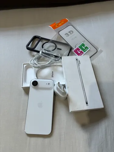 IPhone 17 air novo **GARANTIA APPLE 1Ano**( aceita trocas )